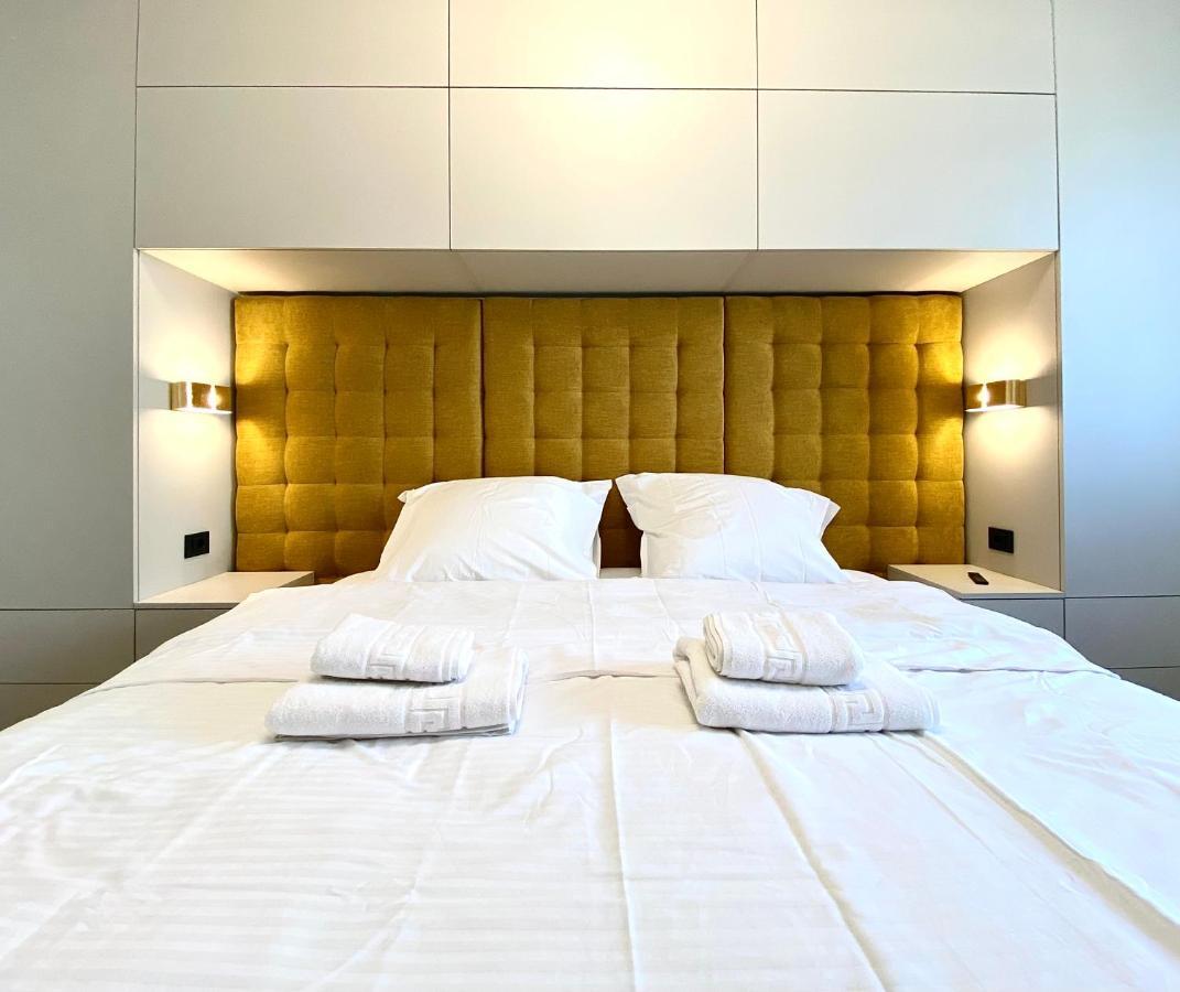 Coquette Apartment Brasov Luaran gambar