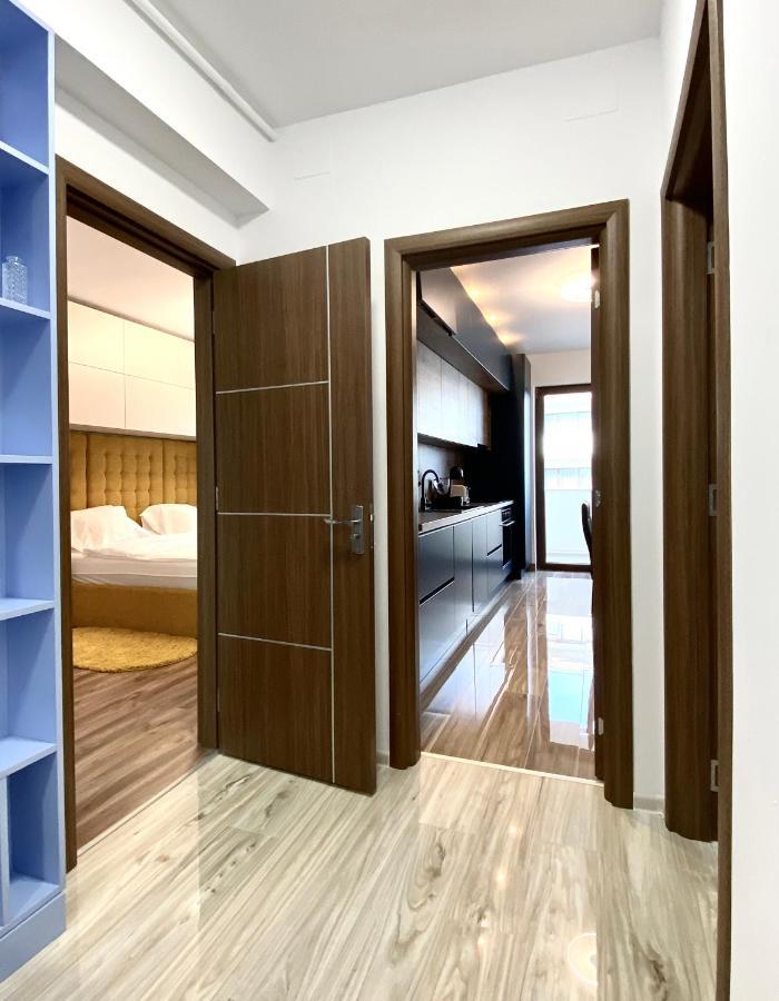 Coquette Apartment Brasov Luaran gambar