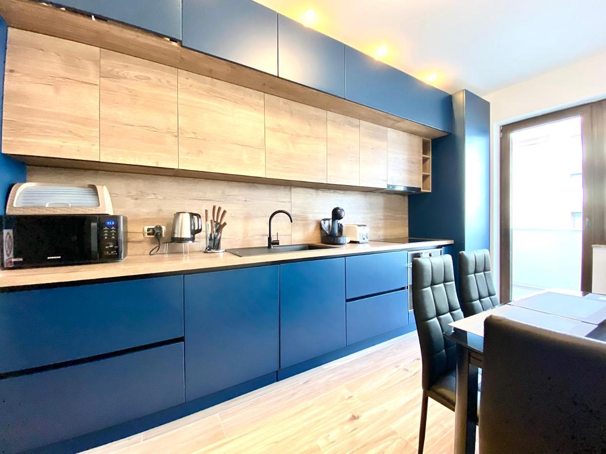 Coquette Apartment Brasov Luaran gambar