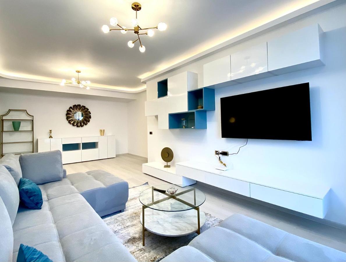 Coquette Apartment Brasov Luaran gambar
