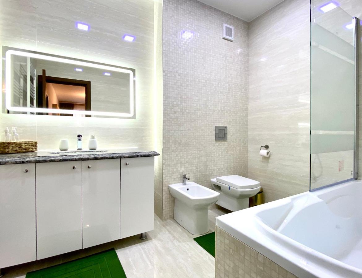 Coquette Apartment Brasov Luaran gambar