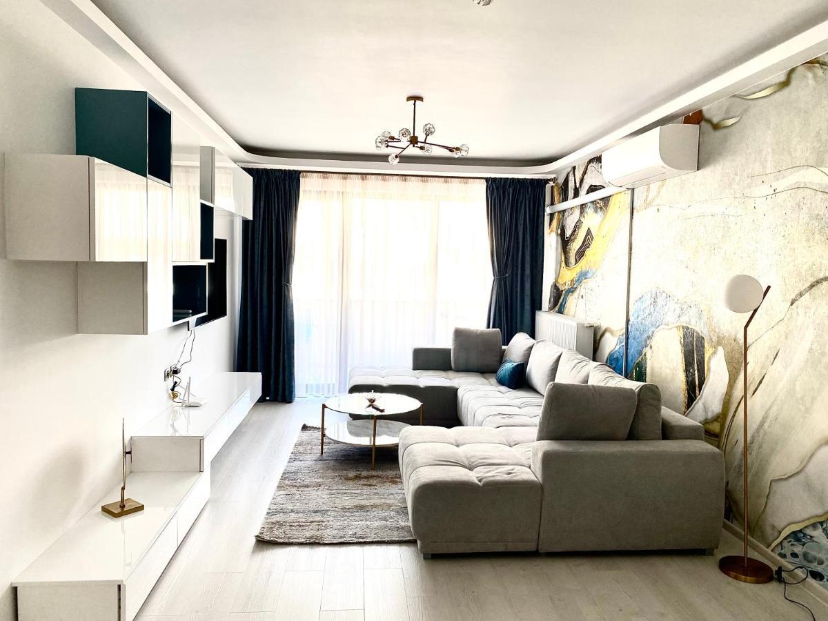 Coquette Apartment Brasov Luaran gambar