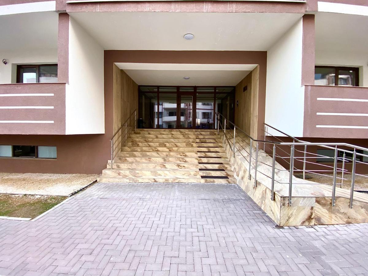 Coquette Apartment Brasov Luaran gambar