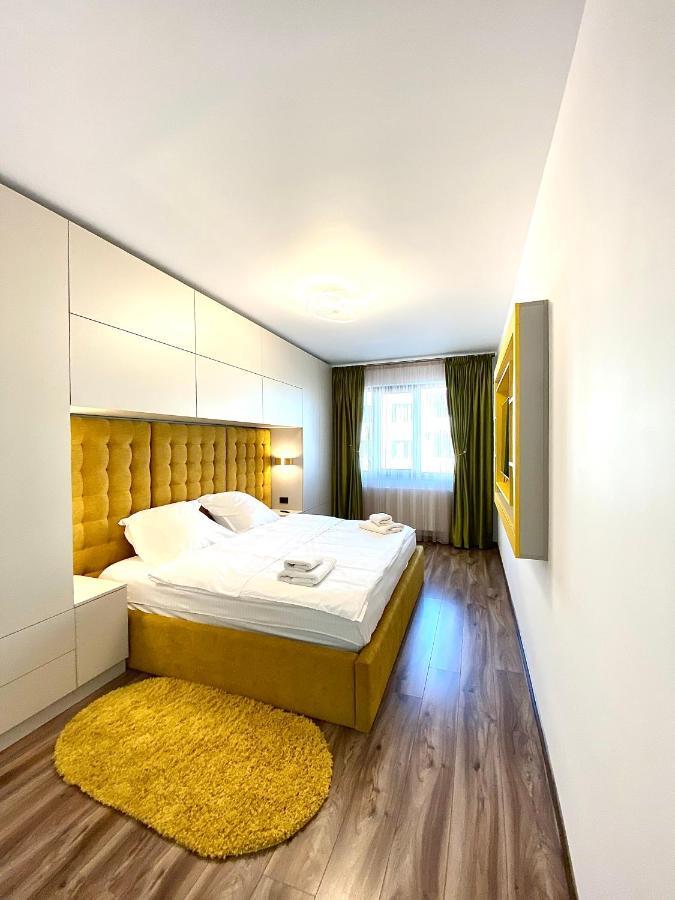 Coquette Apartment Brasov Luaran gambar