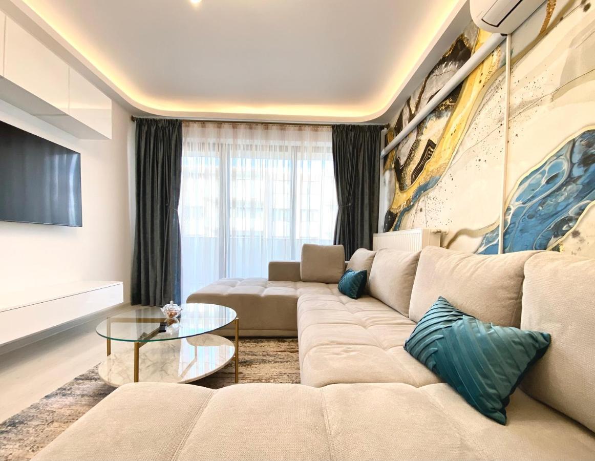 Coquette Apartment Brasov Luaran gambar