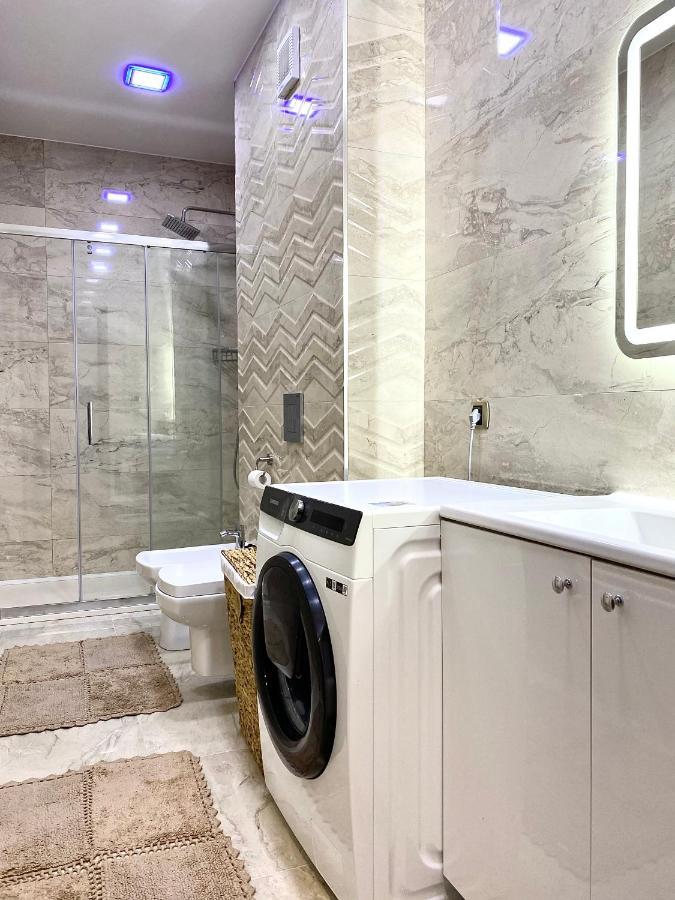 Coquette Apartment Brasov Luaran gambar