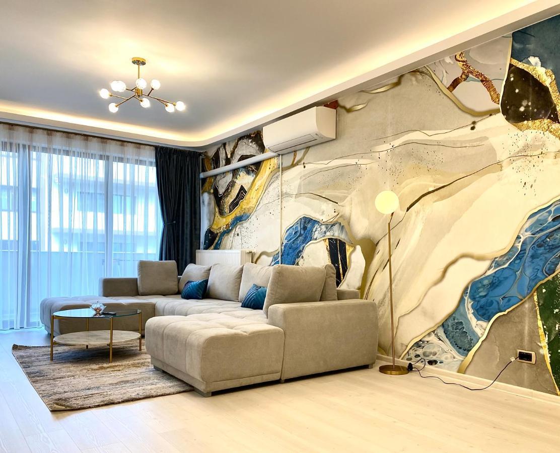 Coquette Apartment Brasov Luaran gambar