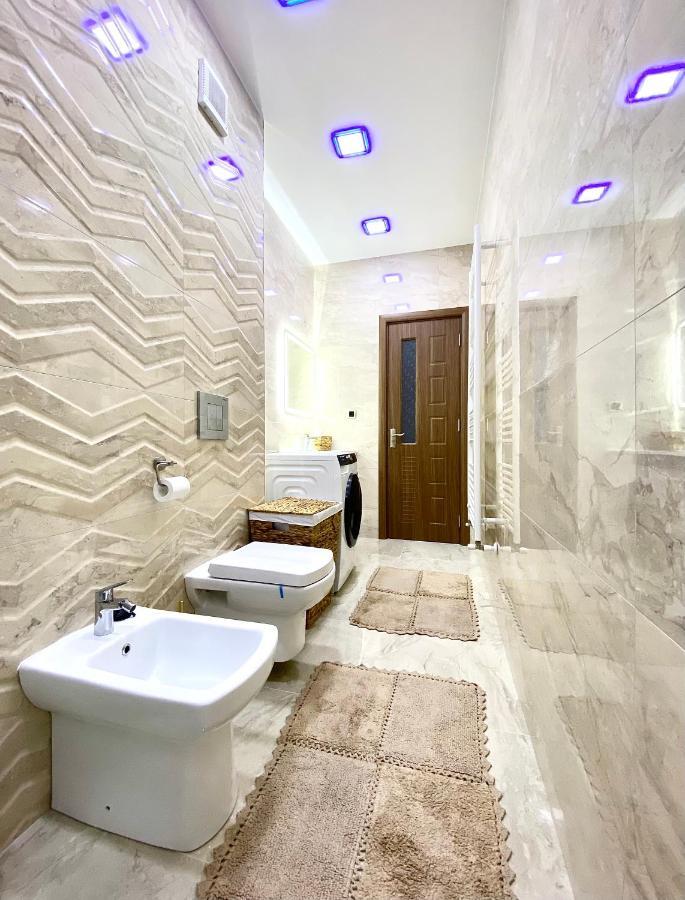 Coquette Apartment Brasov Luaran gambar